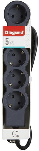 Steckdosenleiste SCHWARZ 5x2P + E mit Kabel 3.0 Meter / 1,5 mm2 Standard NEU ...