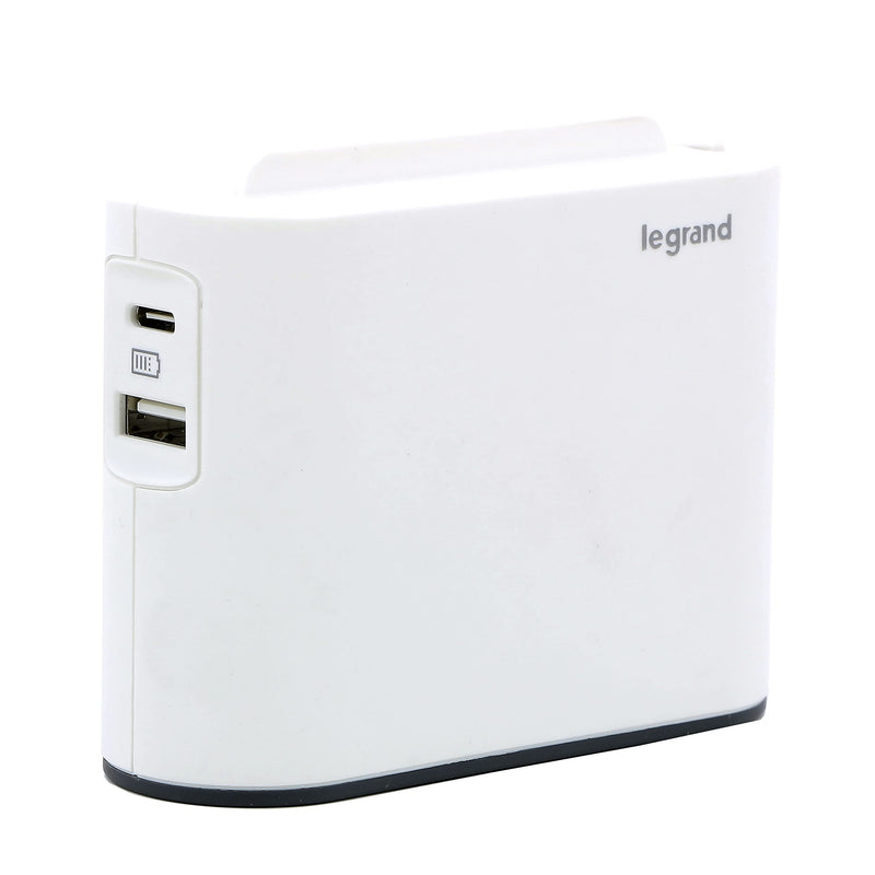 Legrand - Extra Flache Steckdosenleiste mit 2 seitlichen Steckdosen ohne Erdung und USB Type-A + Type-C- weiß und dunkelgrau