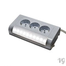 3-fach Aufputz Schuko Steckdose  3 steckplätze Made in EU mit LED lampe 400lm 4w [Energieklasse A+++]