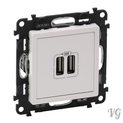 Legrand Dual USB Anschlüsse Steckdose Ladegerät Elektrische Platte Steckdose Weiß